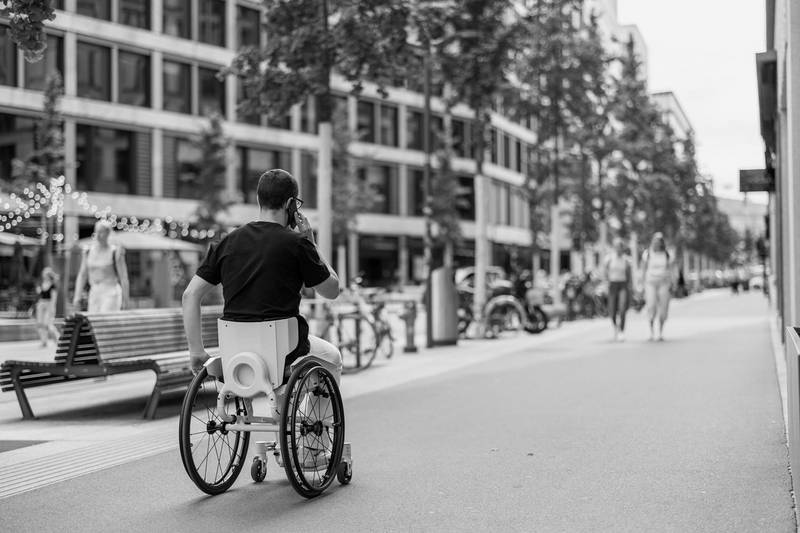 … und beim Praxistest in der Einkaufsstrasse.