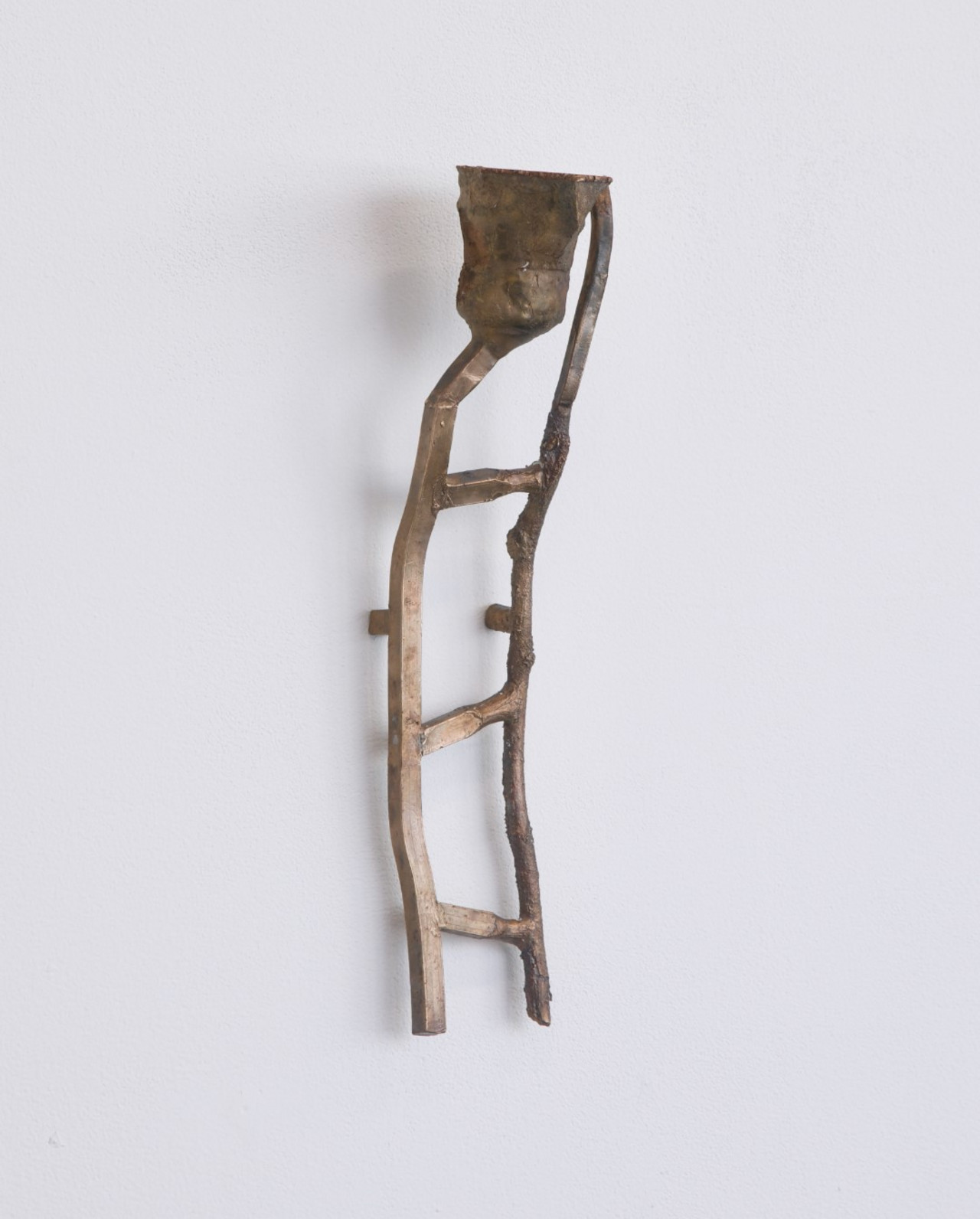 SUPPORT STRUCTURES (TWINS III) 2025 Bronze mit Giesssystem 43 cm x 12 cm x 5 cm