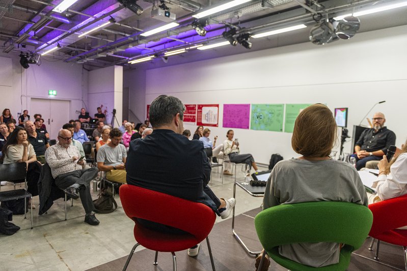 CEF 24 – Discussion Panel – Simon Grand, Gabriela Devaud, Rodrigo Esmela, Photo: Johannes Dietschi, © ZCCE