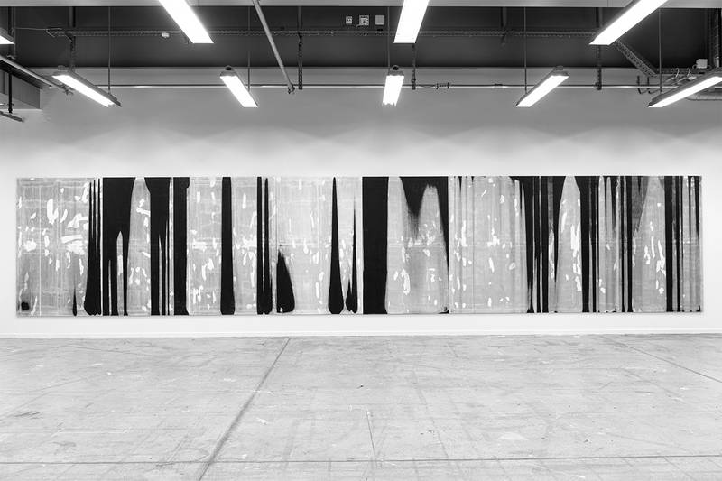 SCANS AND SHADOW PAINTING 2025 Gesso und Tonertransfer auf Leinwand 1000 x 200 x 2 cm