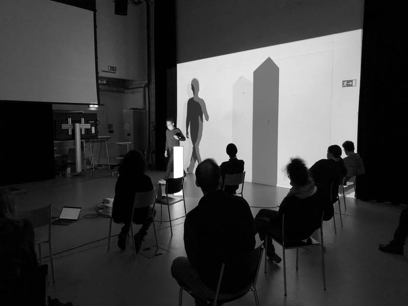 Farbe und Licht im Raum