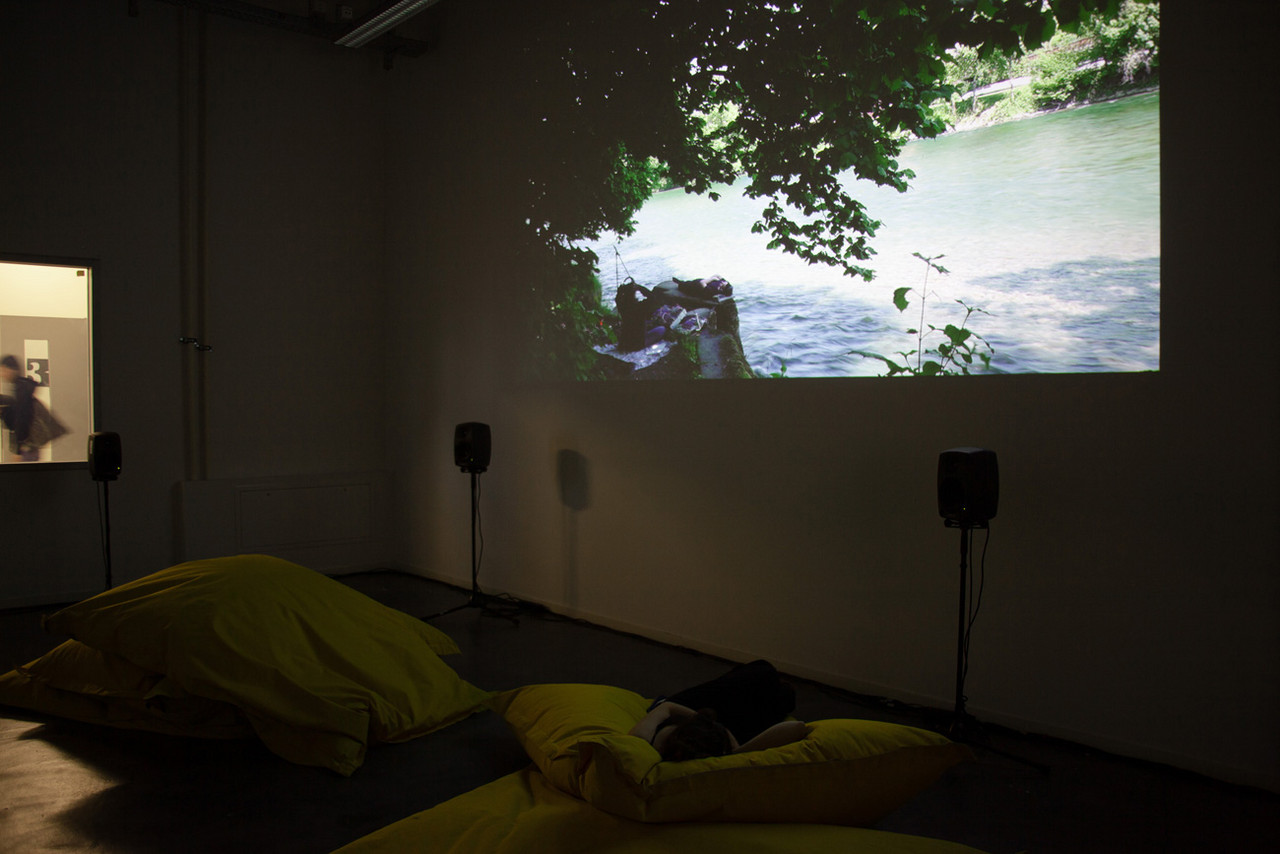 THE MICROORGANISMS HAVE SOMETHING TO SAY 2025 8-Kanal-Audio, HD-Video 16:9, 44’ Loop