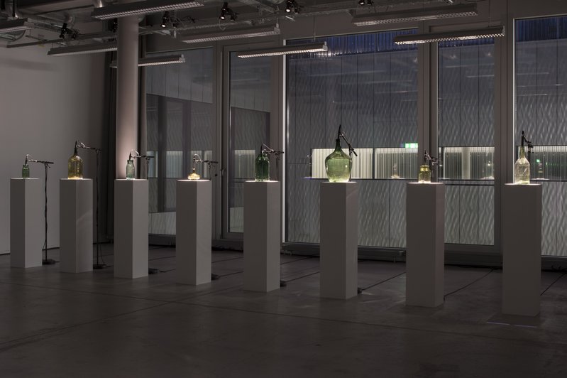 [Translate to English:] Alvin Lucier, Empty Vessels, 1997