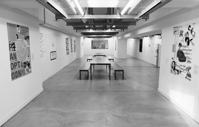 Ausstellungsansicht "Combining Collections – An Exhibition on Posters". Foto: Levyn Bürki