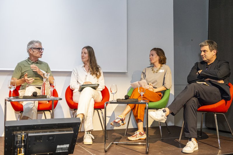 CEF 24 – Discussion Panel – Christoph Weckerle, Xanthi Skoulariki, Gabriela Devaud, Simon Grand, Photo: Johannes Dietschi, © ZCCE