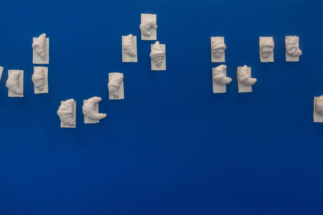 BROT AUF LEINWAND 2025 Porzellan auf Porzellan