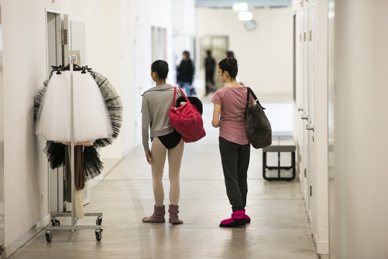 Photo: tAZ students in the tAZ corridors