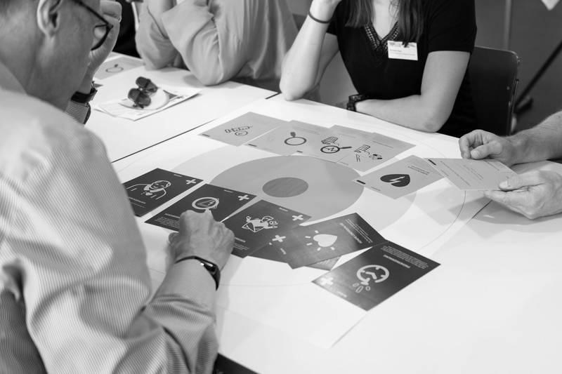 Shared decision-making using a card game (Source: Andri Kaufmann Janutin).