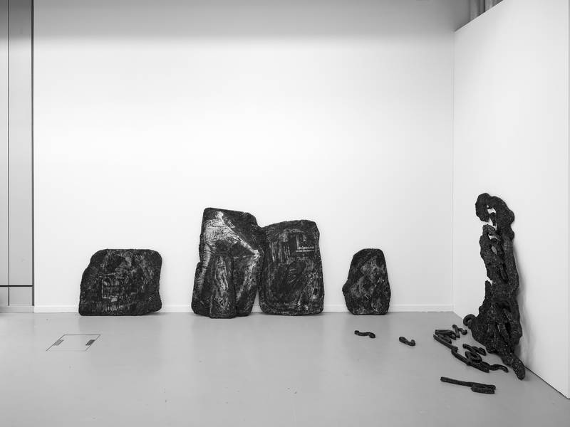 FOR ALL PURPOSES 2024 Installation, Kunststoff Recyclingplatten, Digitaldruck auf Vinyl, Acryllack  Verschiedene Dimensionen
