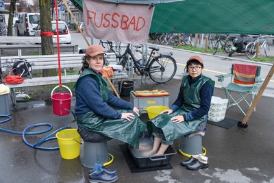 Julia Weber: "Foot Baths for All" (2025)