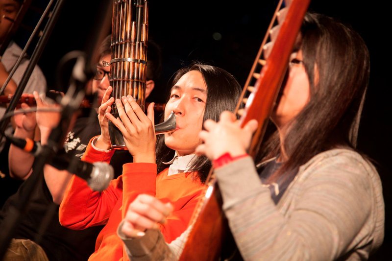 Leung Yan Chiu and Friends