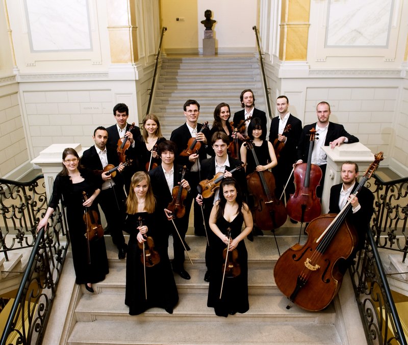 ZHdK Strings