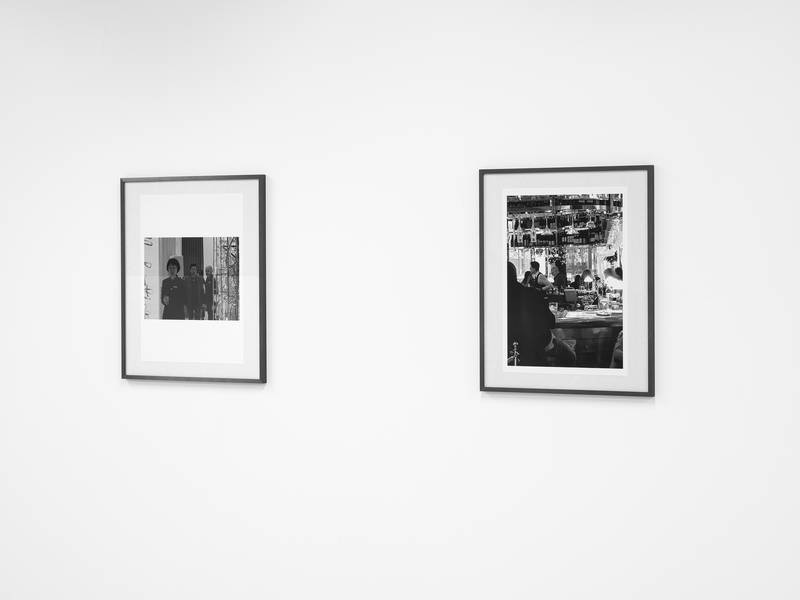 SELFRIDGES 9 2024 Fotodruck 41 x 51 cm  SELFRIDGES 2 2024 Fotodruck 41 x 51 cm  (von links nach rechts)