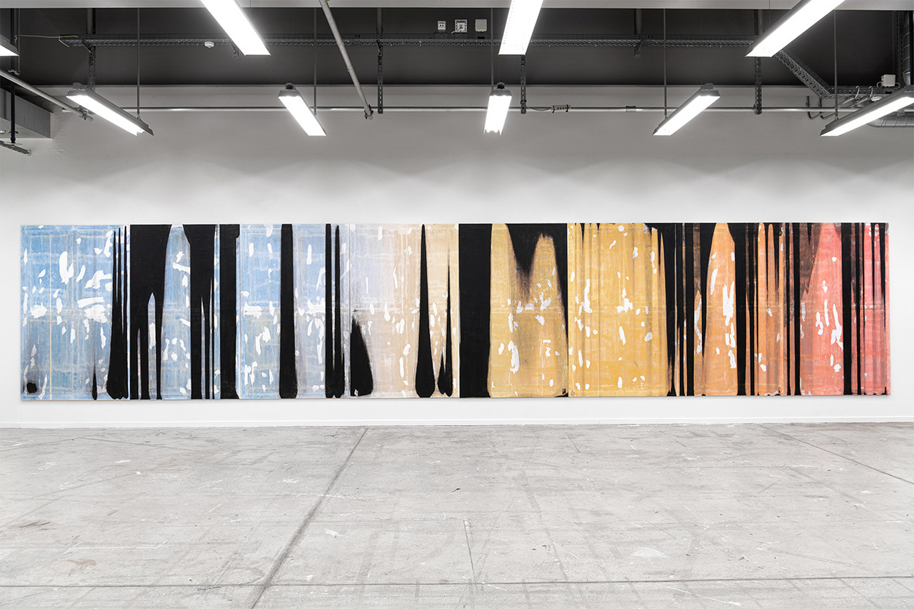 SCANS AND SHADOW PAINTING 2025 Gesso und Tonertransfer auf Leinwand 1000 x 200 x 2 cm