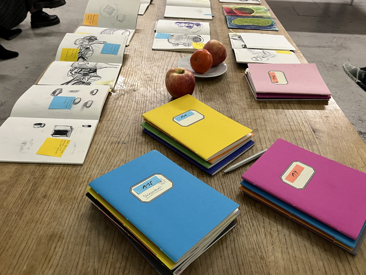 Bild: Präsentation Kunstpädagogische Forschungspraktika 2025, Foto: Anna Schürch