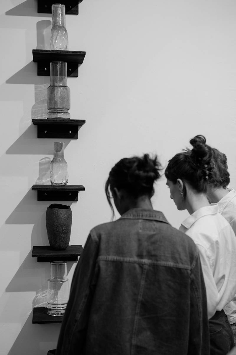 Vernissage NEWKAMMER II: Present Positions, Atelier Righini-Fries, Zürich, April 2026. Bild © Gabriel Bienz