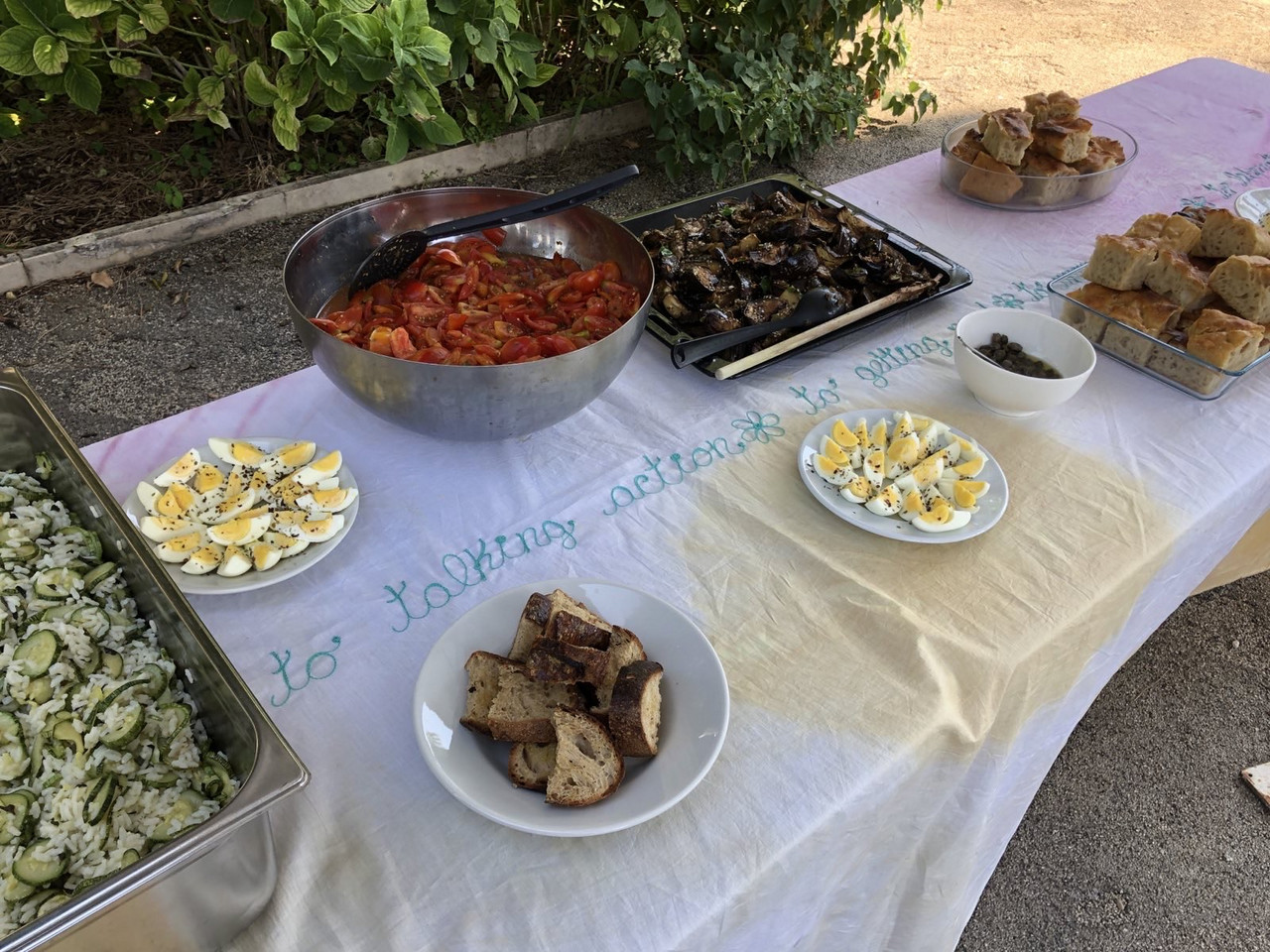 Buffet of the closing events prepared with vegetables from and in collaboration with Barikamà (Photo: Marcel Bleuler).