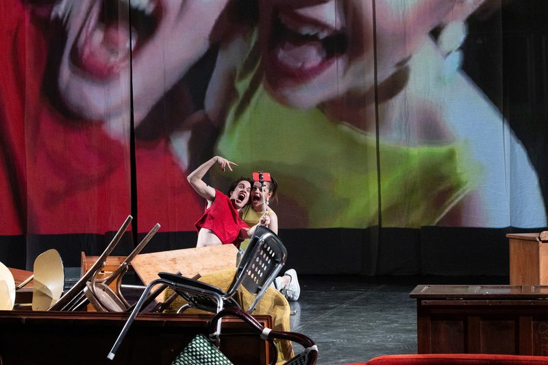 Bild: Szenenbild aus einer Oper