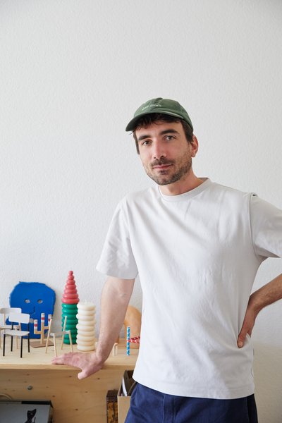 René Odermatt ist Produktdesigner und lehrt an der ZHdK. Bild: Tobias Siebrecht