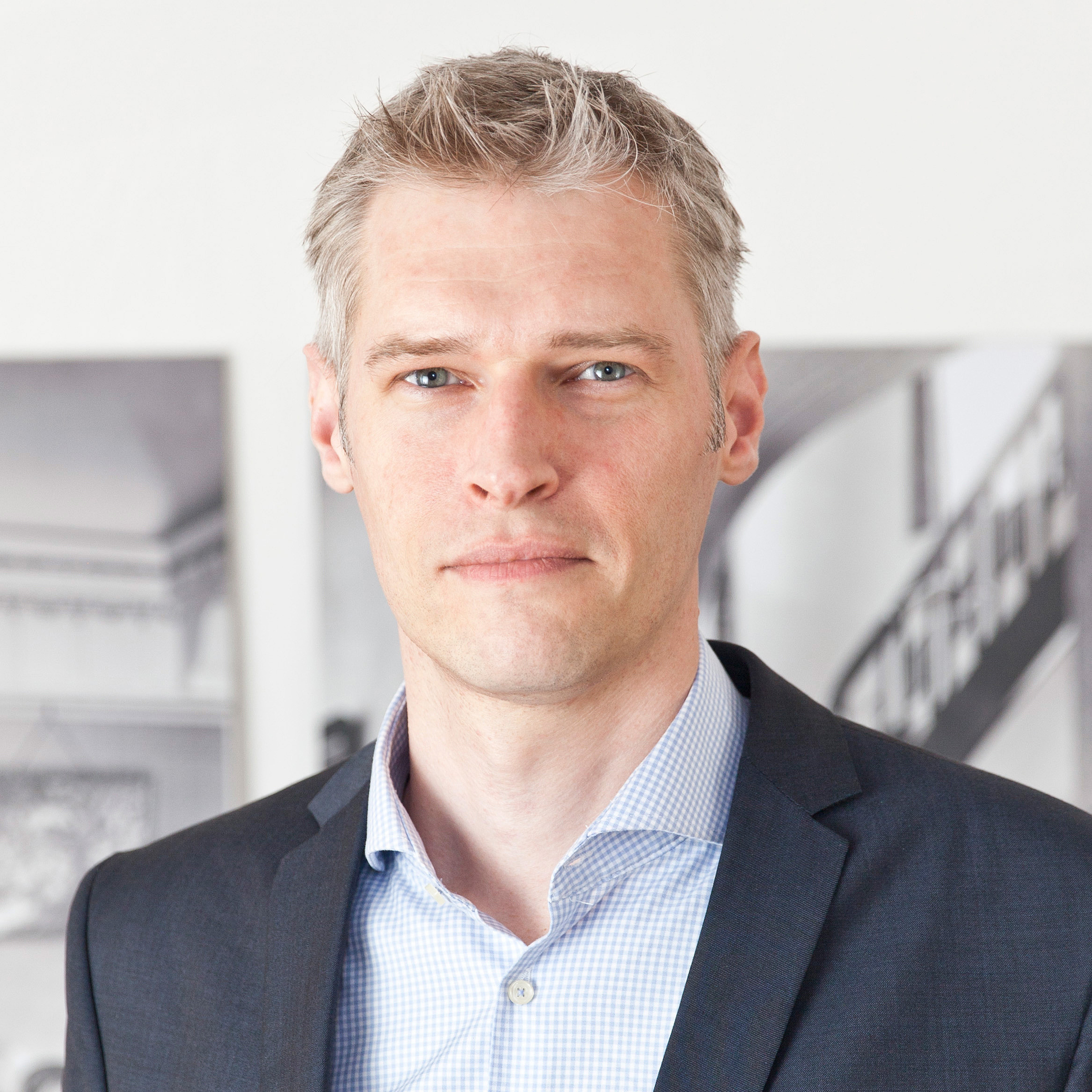 Dr. phil. Birk Weiberg ZHdK.ch