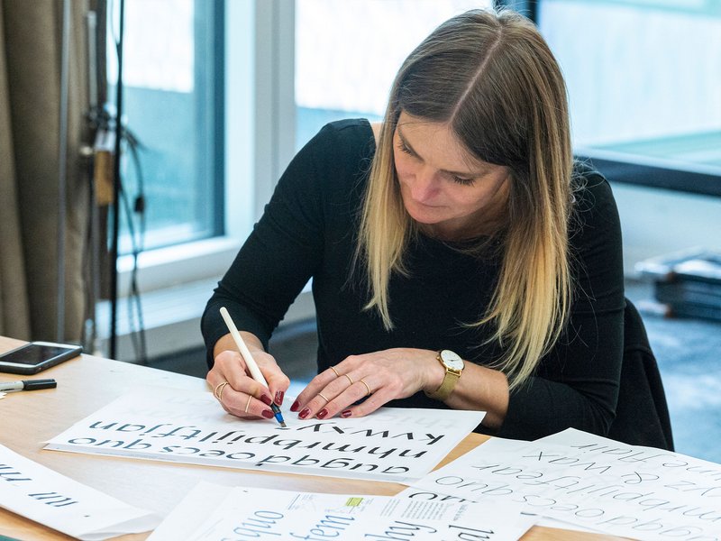  CAS Type & Brand Schriftschreiben 3