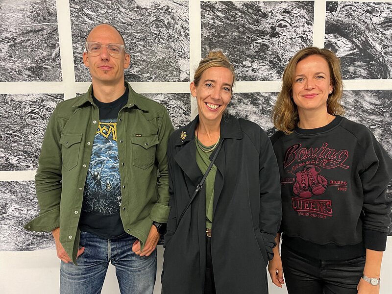 [Translate to English:] Podcast Kunstlicht: Nachhaltiges Material gibt es nicht