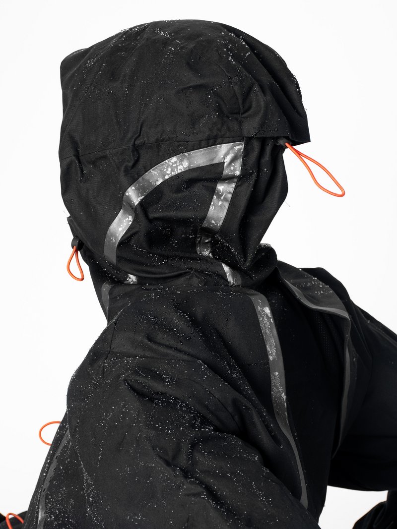 The «Para» rain cover provides maximum flexibility in everyday life.