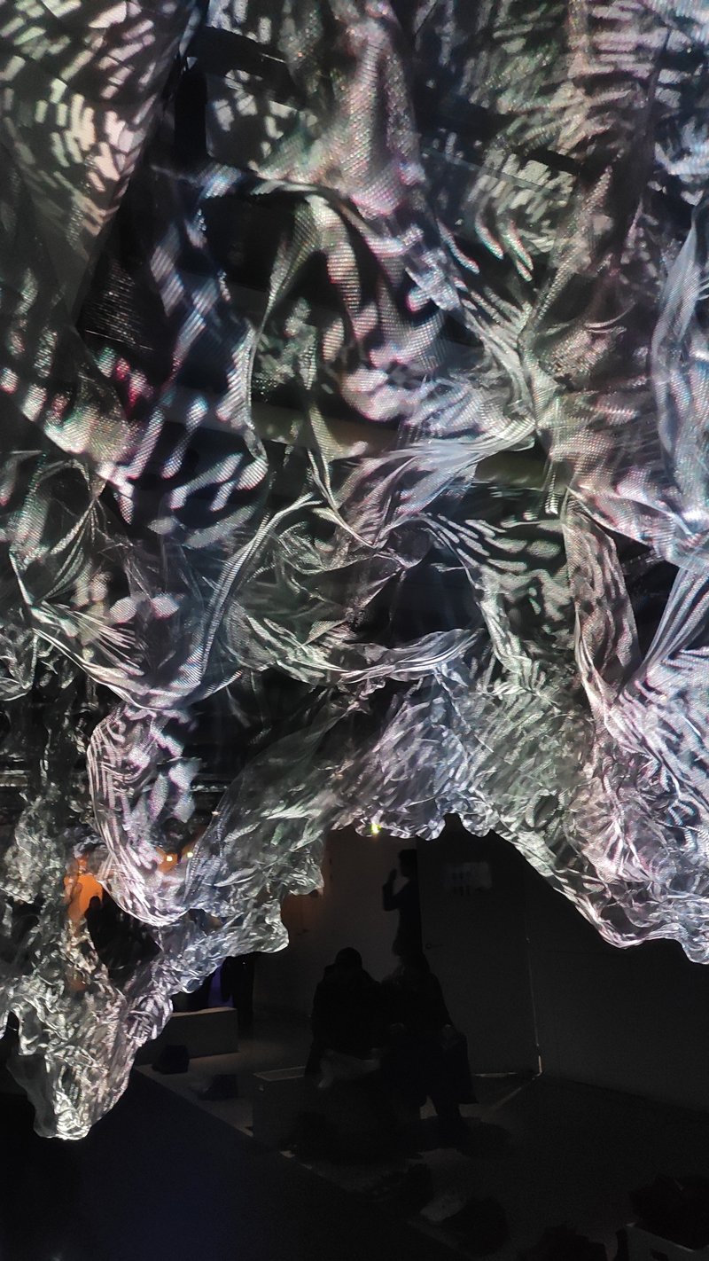 Fotoimpression aus der aktuellen Ausstellung im «La Gaîte Lyrique», Paris