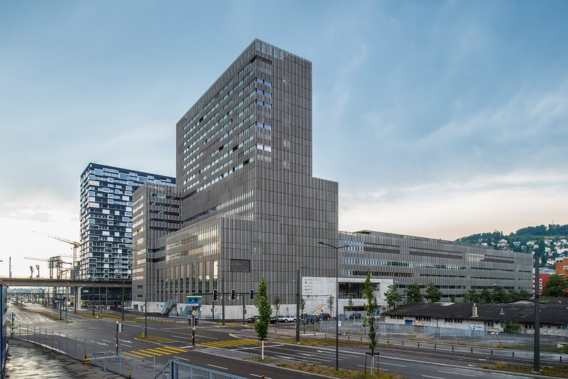 Foto: Aussenansicht des ZHdK-Gebäudes am Standort Toni-Areal