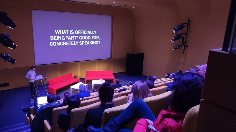 Foto: Vortragssituation vom Symposium «State of the Arts», Paris