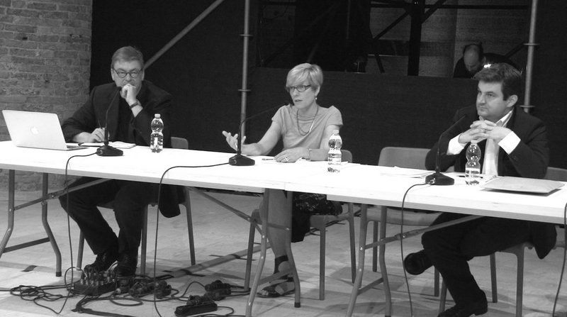 Exploring the wide array of issues concerning global creative systems from different perspectives. From left to right: Gerd Folkers, Annette Schönholzer and Simon Grand