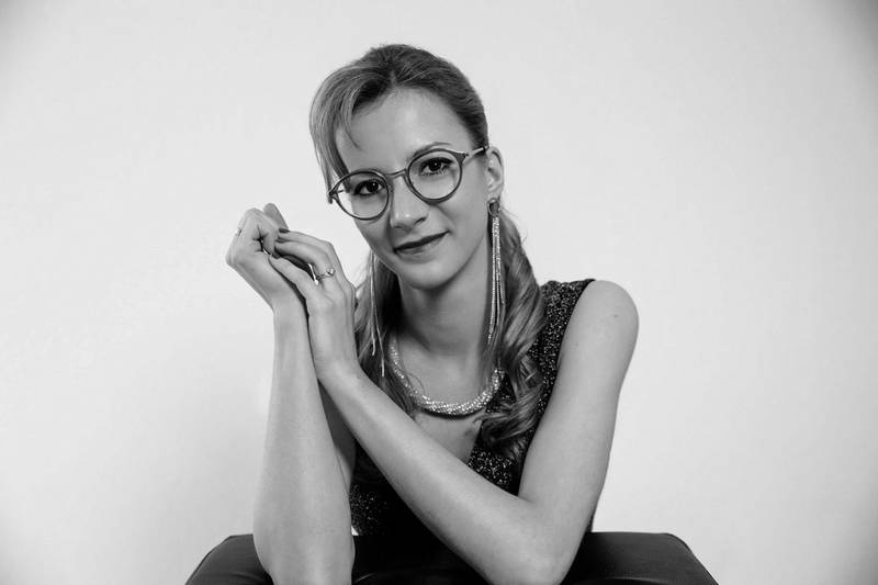 Bild: Porträt Veronika Tóth-Potzner