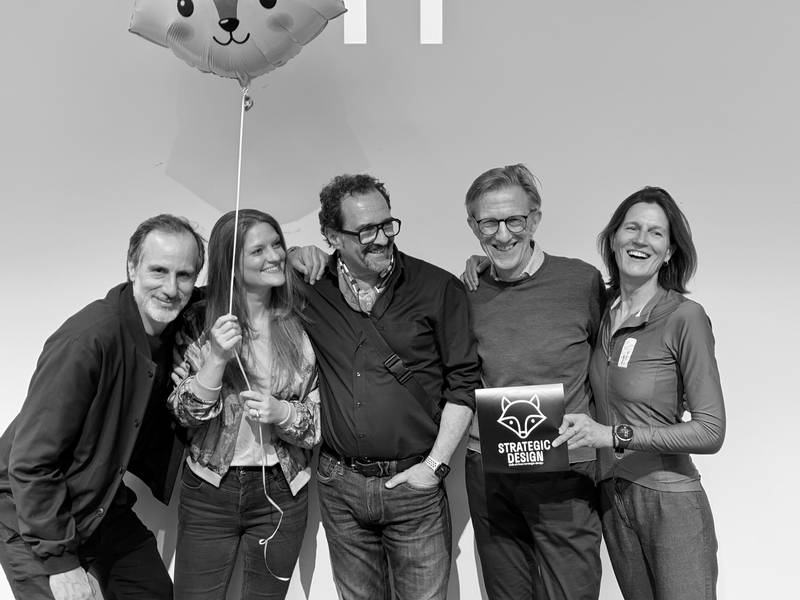 Strategic-Design-Pionier:innen: Die Absolvierenden aus Kohorte 1.