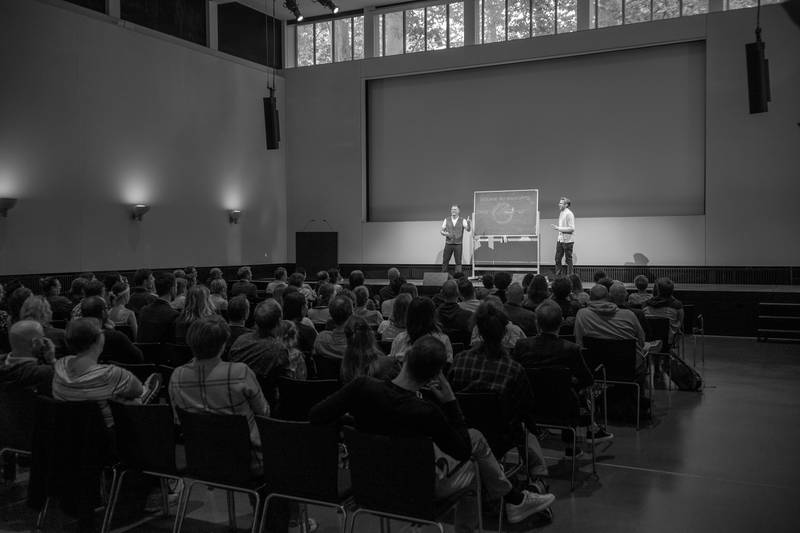 Vortrag Roman Tschäppeler und Mikael Krogerus