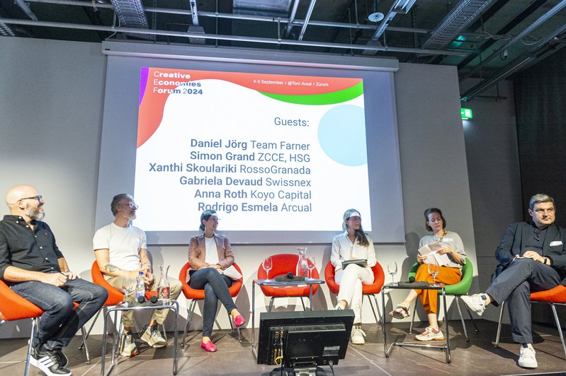CEF 24 – Discussion Panel – Rodrigo Esmela, Daniel Jörg, Anna Roth, Xanthi Skoulariki, Gabriela Devaud, Simon Grand, Photo: Johannes Dietschi, © ZCCE