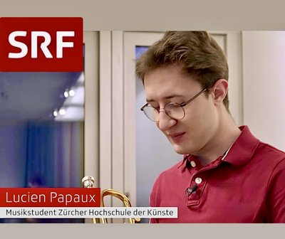 Lucien mit Instrument