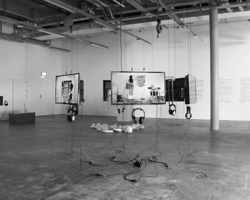 SERIOUS STUFF 2025 6-Kanal-Video, 94' 20" Variable Grösse